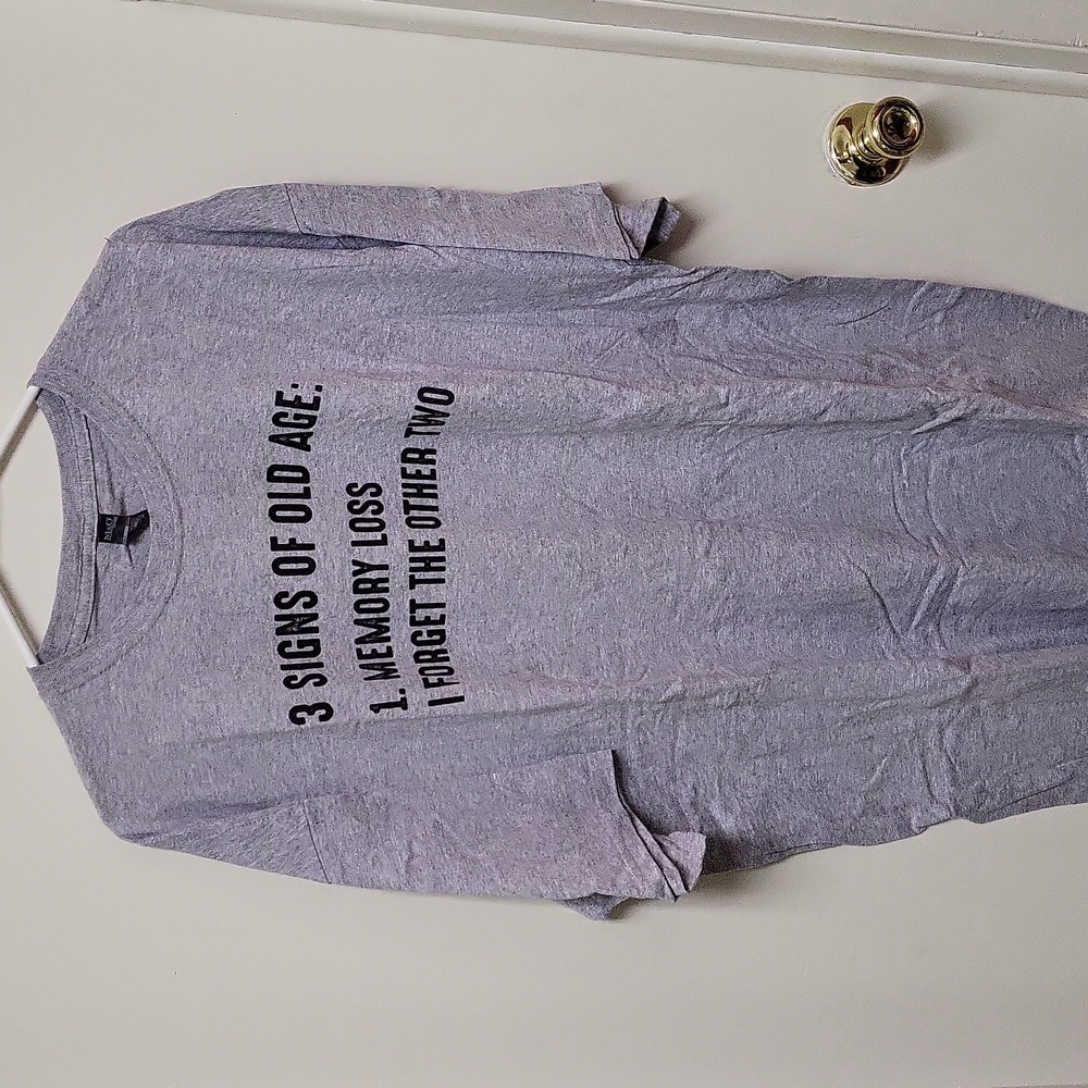 M&O Gold 3 Signs of Old Age Gray T-shirt